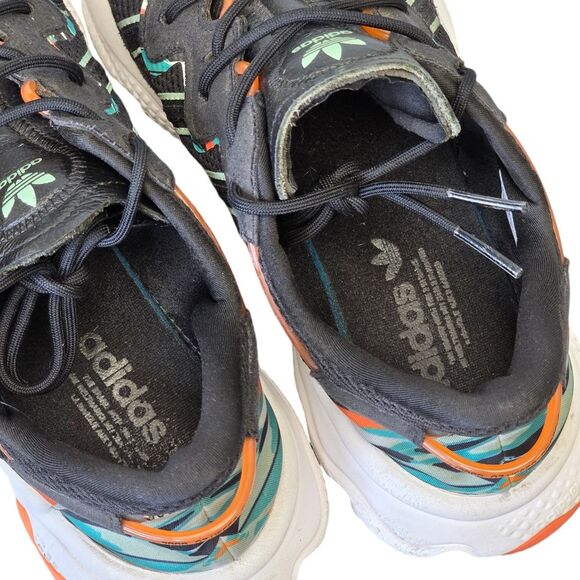 Adidas Men's 10.5 Ozweego Black/Cloud White Tropical Print Sneakers FZ3829 - Picture 8 of 15